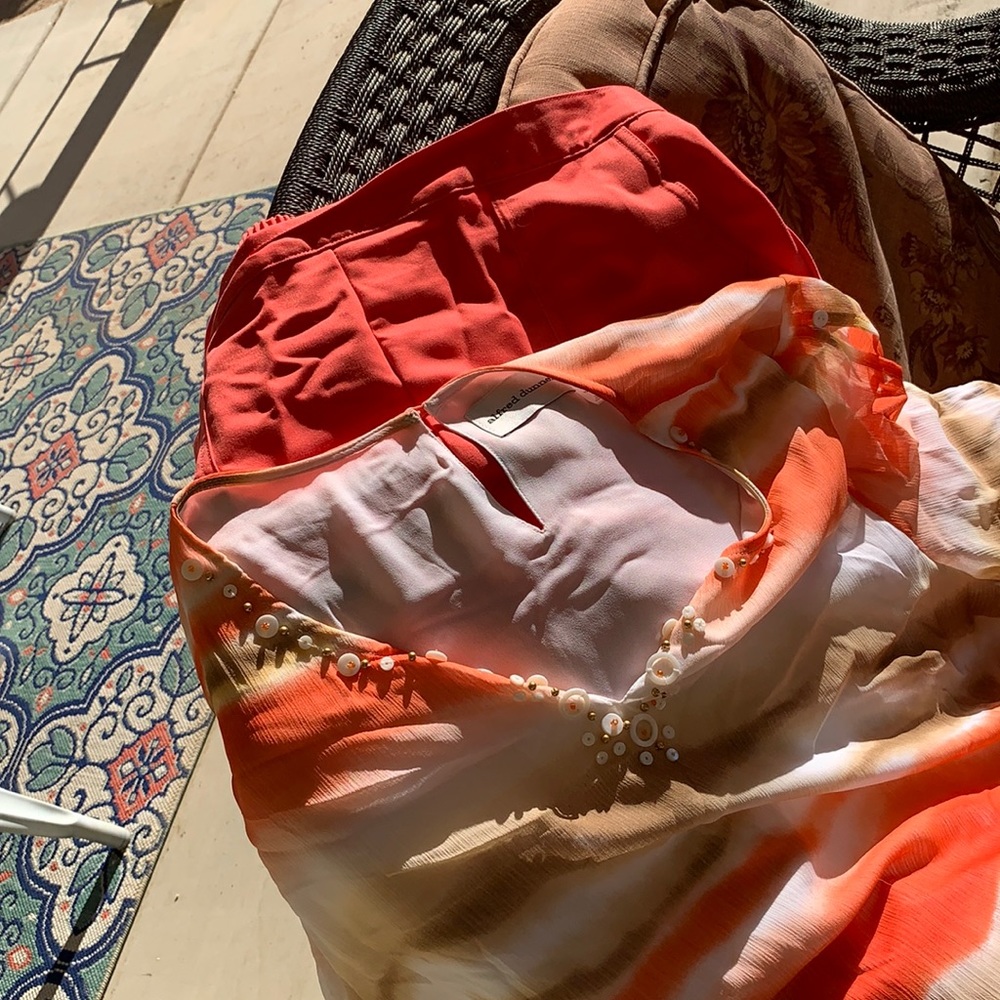 Alfred dunner dark peach Capri below knee pants and matching top